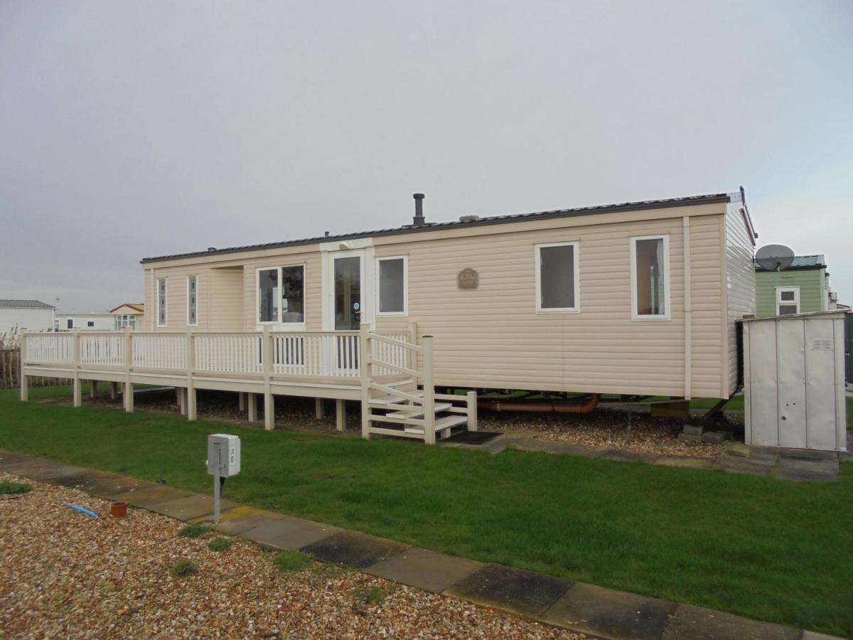 The Chase Topaz Super 4 Berth Panel Heated Wrap Around Veranda Apartment Ingoldmells