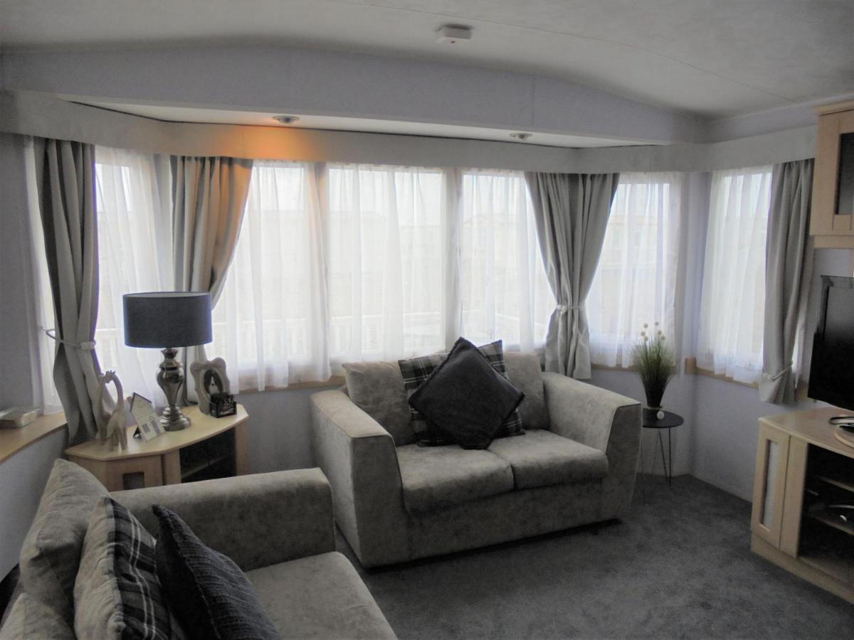 Apartment The Chase Topaz Super 4 Berth Panel Heated Wrap Around Veranda