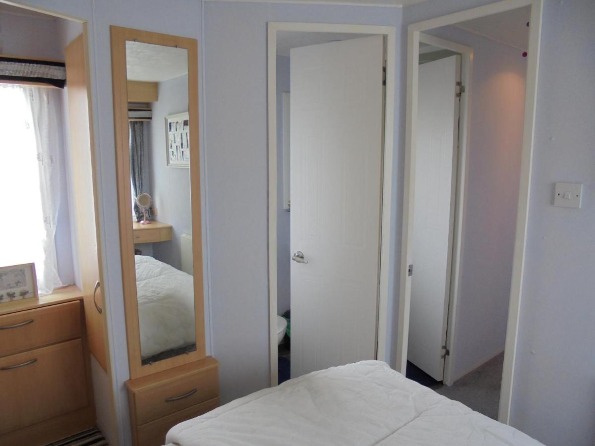 The Chase Topaz Super 4 Berth Panel Heated Wrap Around Veranda Apartment Ingoldmells