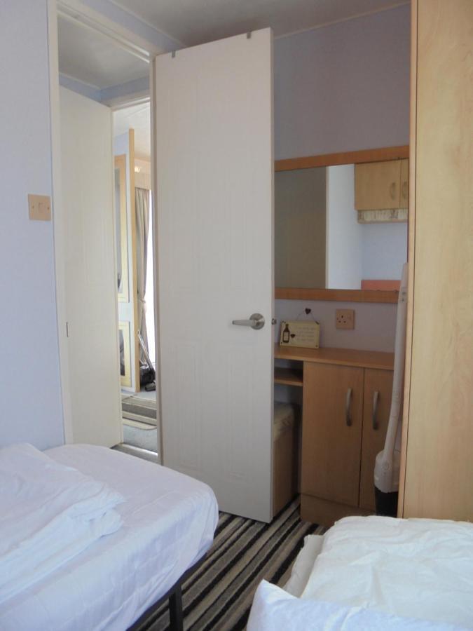 Apartment The Chase Topaz Super 4 Berth Panel Heated Wrap Around Veranda