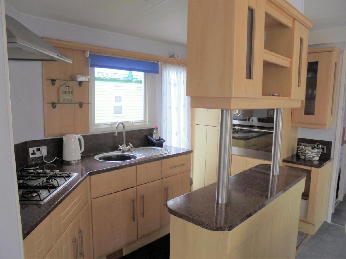 Apartment The Chase Topaz Super 4 Berth Panel Heated Wrap Around Veranda *